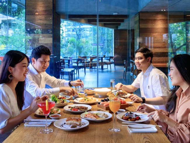 Eat Out with Marriott Bonvoy at Goji Kitchen + Bar